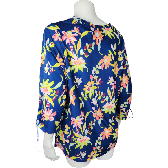 Caribbean Joe Women's Large Blue Floral Blouse 3/4 Sleeves Tie Detail NWT Cruise - Picture 8 of 15